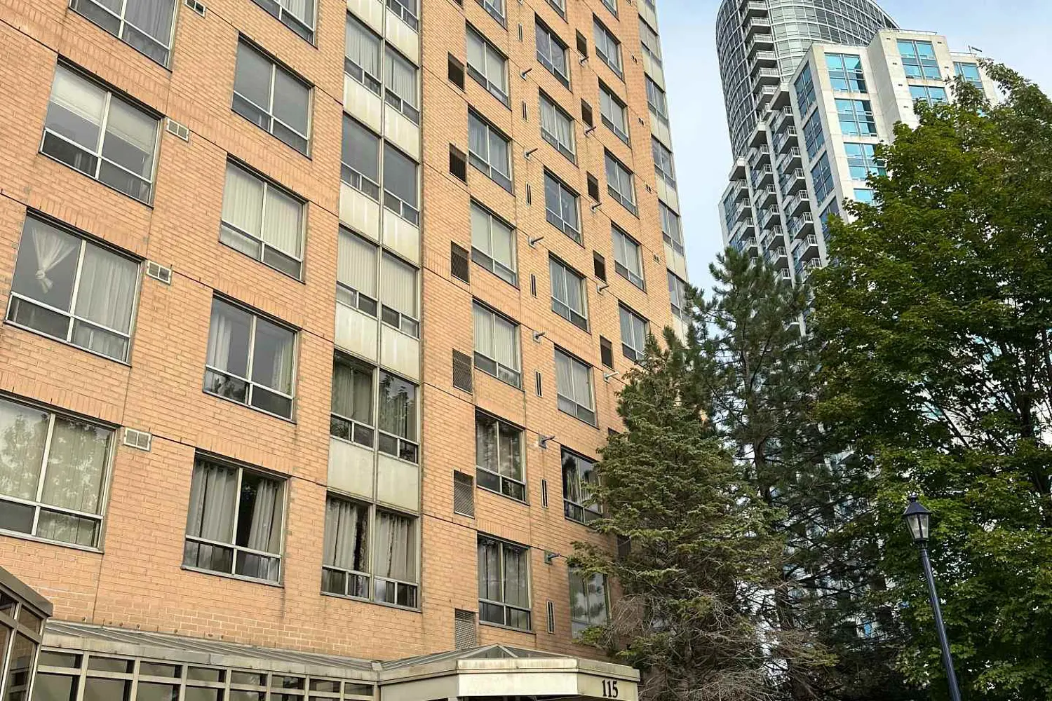 Additional image 13 of 115 Omni Drive 2605