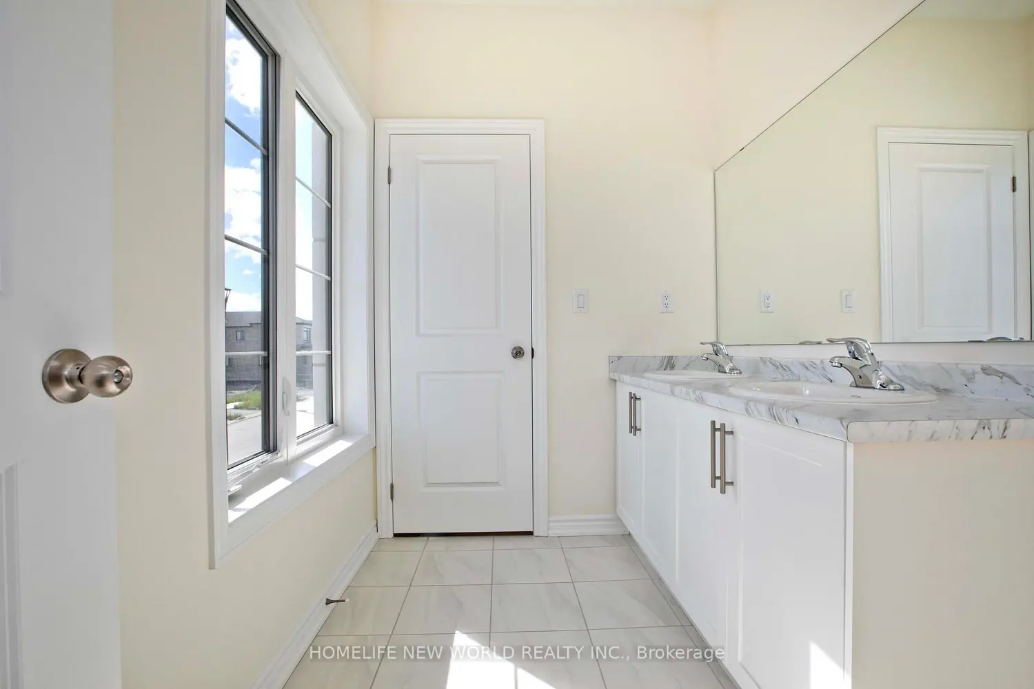 Additional image 15 of 1864 Irish Moss Square