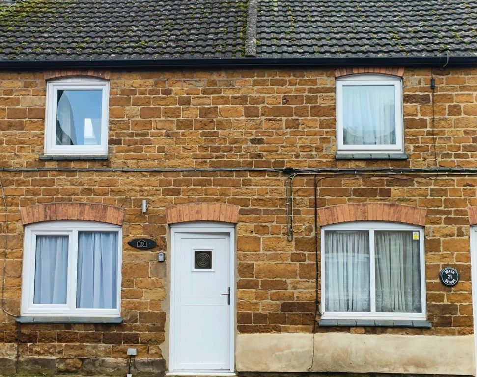 2 bed cottage to rentMain Street, Caldecott LE16