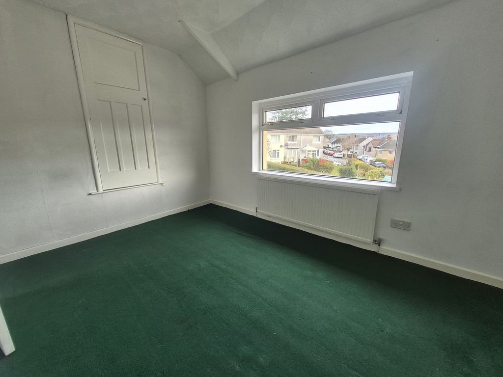 Additional image 10 of 3 bed semi-detached house to rentElidyr Road, Newbridge, Newport NP11