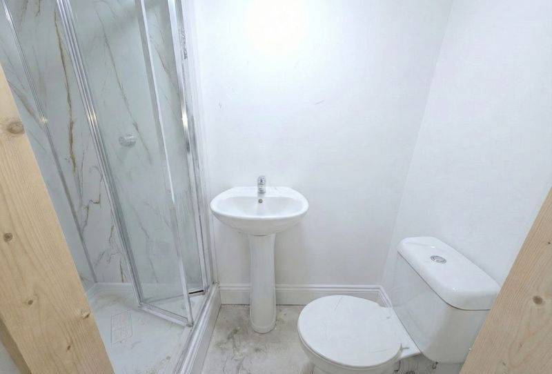 Additional image 11 of 9 bed property to rentUpper High Street, Wednesbury WS10