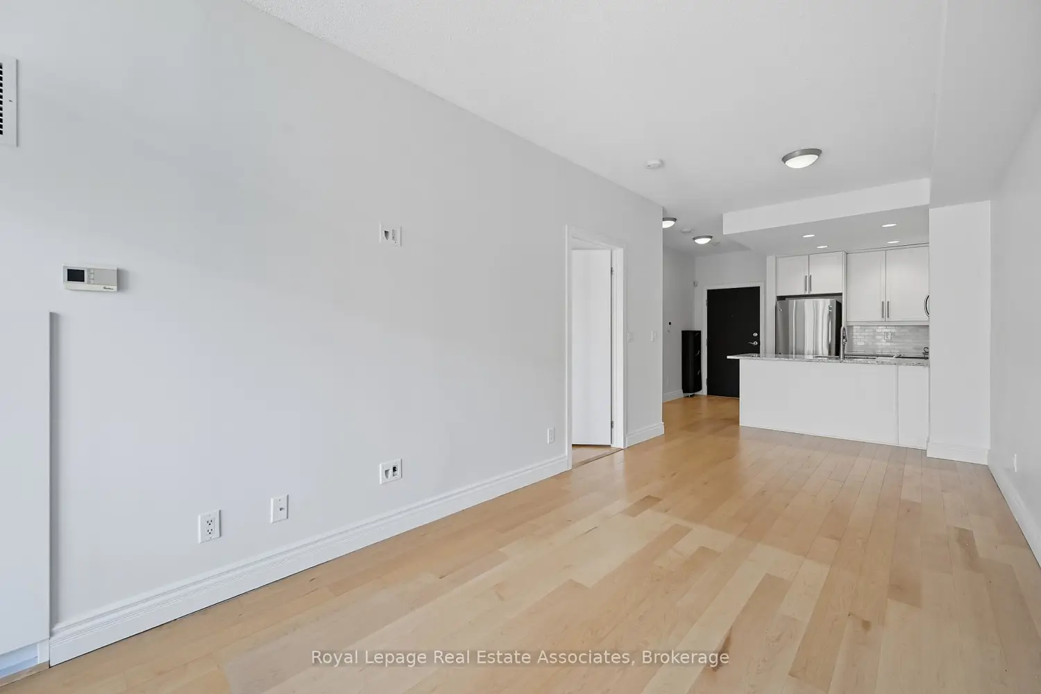 Additional image 8 of 551 Maple Avenue 1407