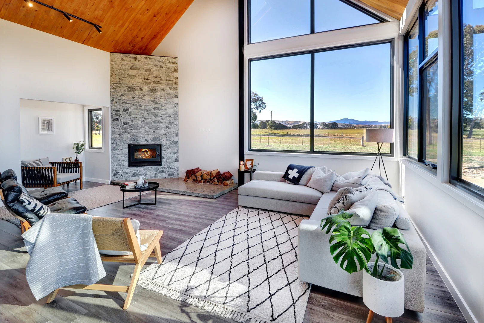 Additional image 4 of 123 Graves Road, Mansfield VIC 3722