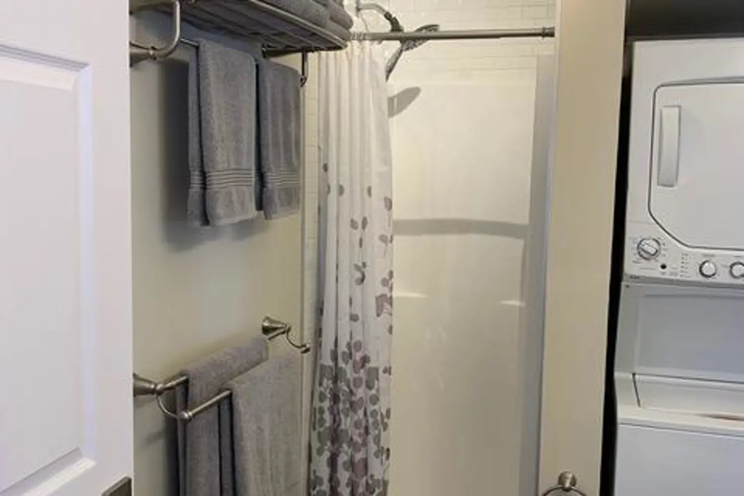 Additional image 11 of 16 Howey Avenue