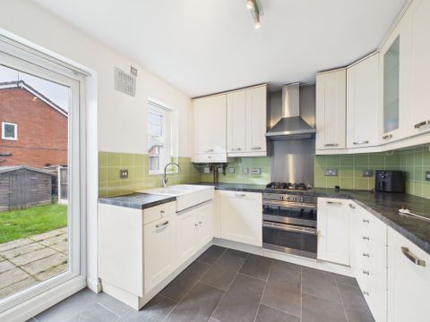 Gildart Gardens, Liverpool L3