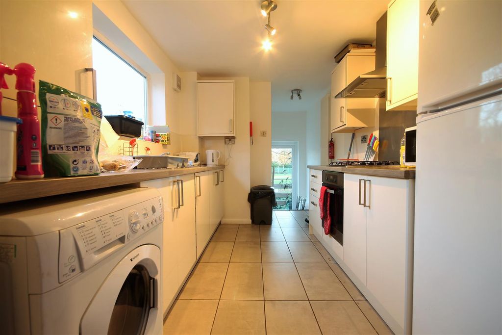 6 bed shared accommodation to rentGreystoke Avenue, Sandyford NE2 photo 3