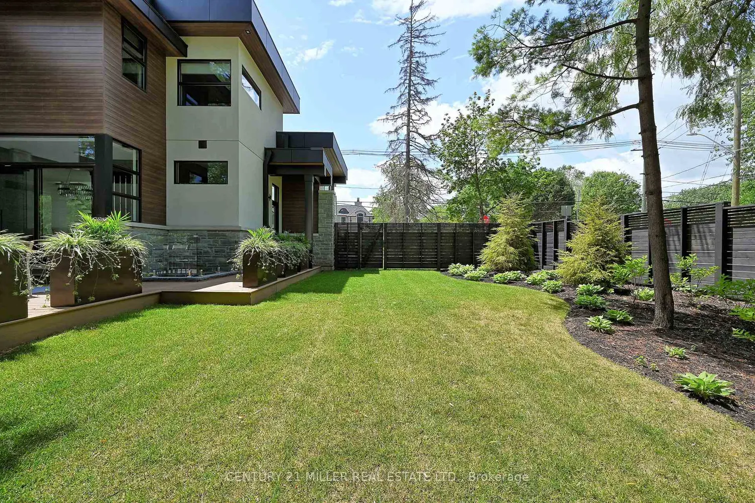 Additional image 19 of 421 Chartwell Road