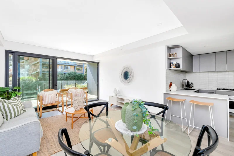 Additional image 2 of 202/1 Shortland Street, Point Frederick NSW 2250