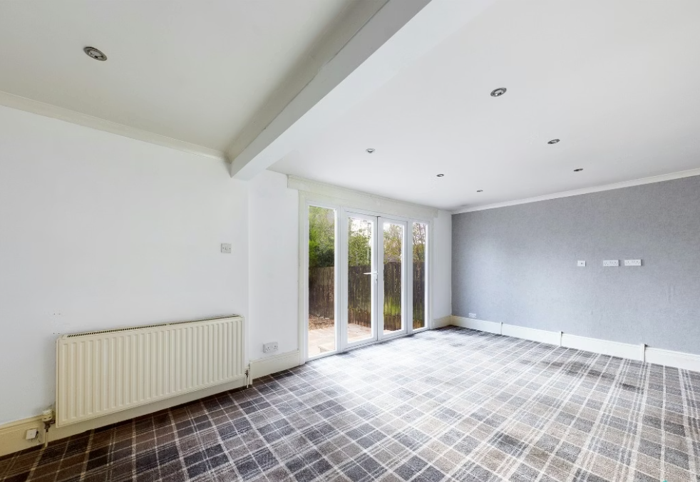 Additional image 2 of 3 bed terraced house to rentNorth Berwick Crescent, Glasgow G75