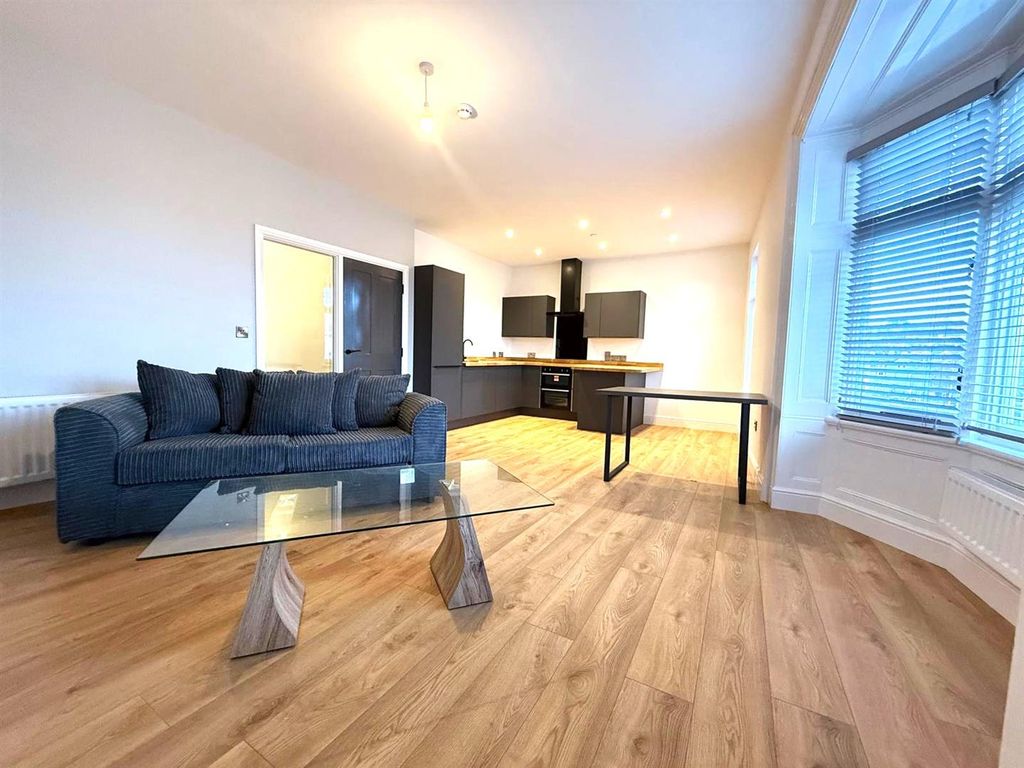 Additional image 2 of 2 bed flat to rentCambrian Street, Aberystwyth SY23