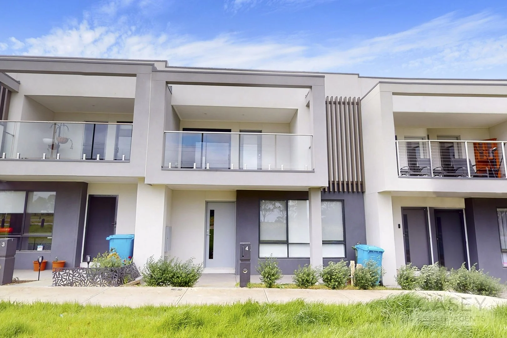 4 Kontias Walk, Clyde VIC 3978