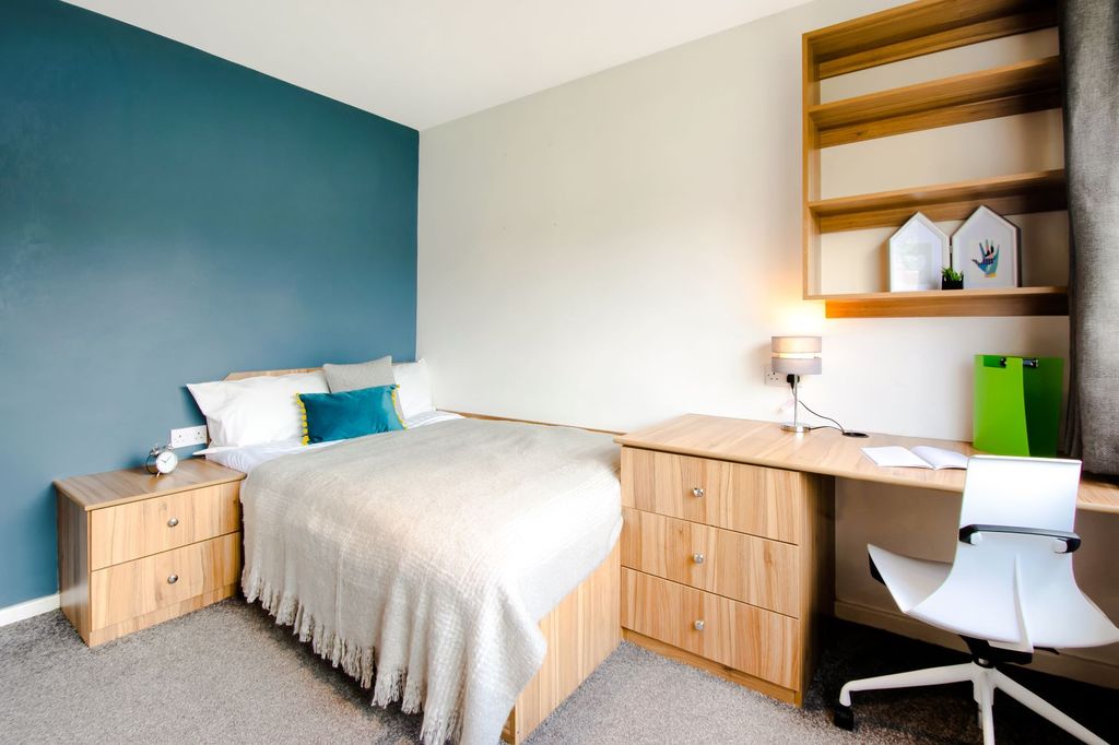 Additional image 3 of 4 bed shared accommodation to rentSt Annes Drive, Leeds LS4