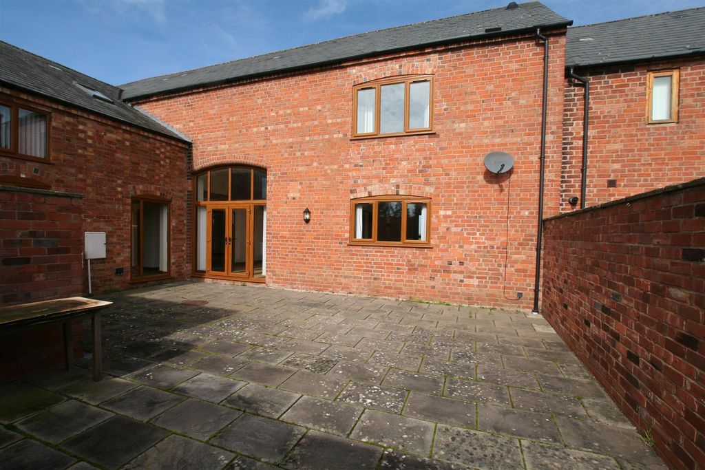 Additional image 10 of 4 bed property to rentWadborough, Worcester WR8