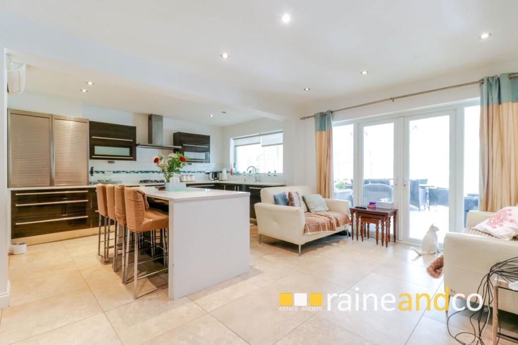 Additional image 12 of St Albans Road West, Hatfield