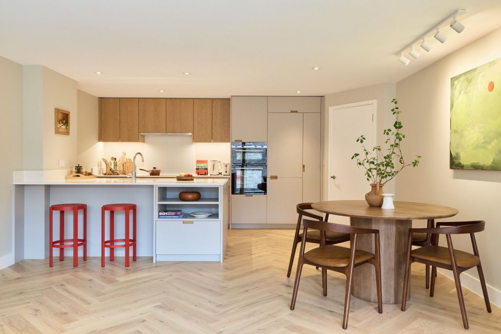 Additional image 2 of 2 bed flat to rentHills Road, Cambridge CB2