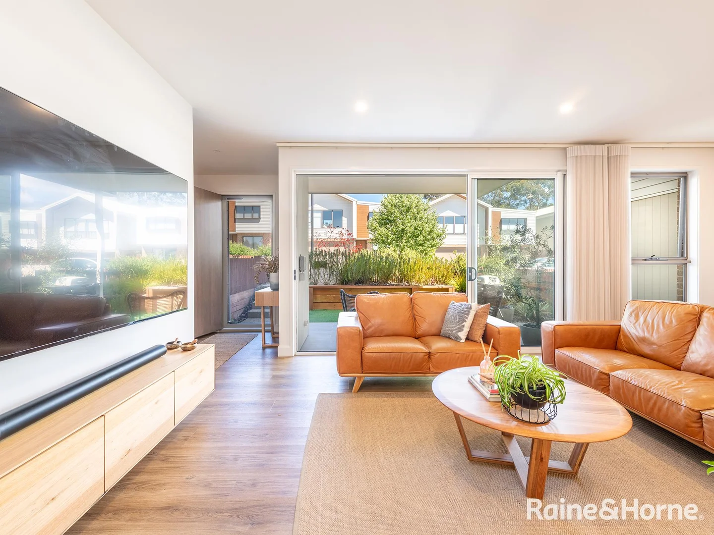 Additional image 10 of 16 Paperbark Crescent, Kingston TAS 7050