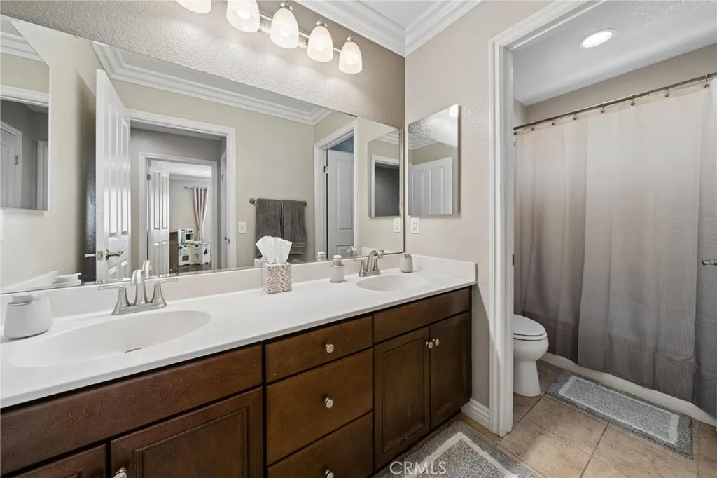 Additional image 32 of 16948 White Pine Way, Canyon Country, CA 91387