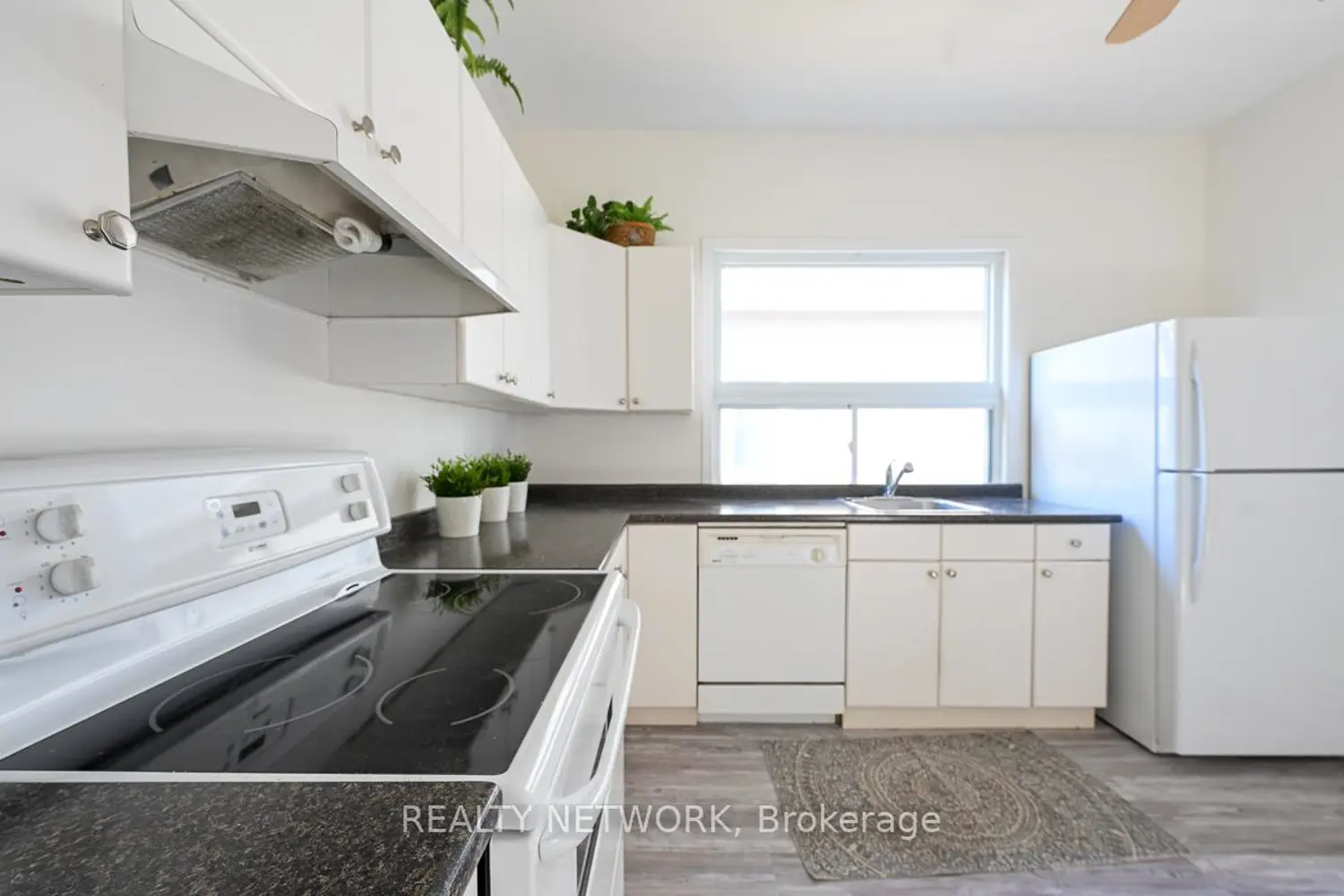 Additional image 5 of 5768 Summer Street