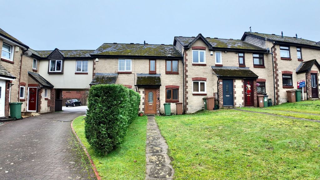 Additional image 6 of 2 bed terraced house to rentClos Llyswen, Penpedairheol CF82