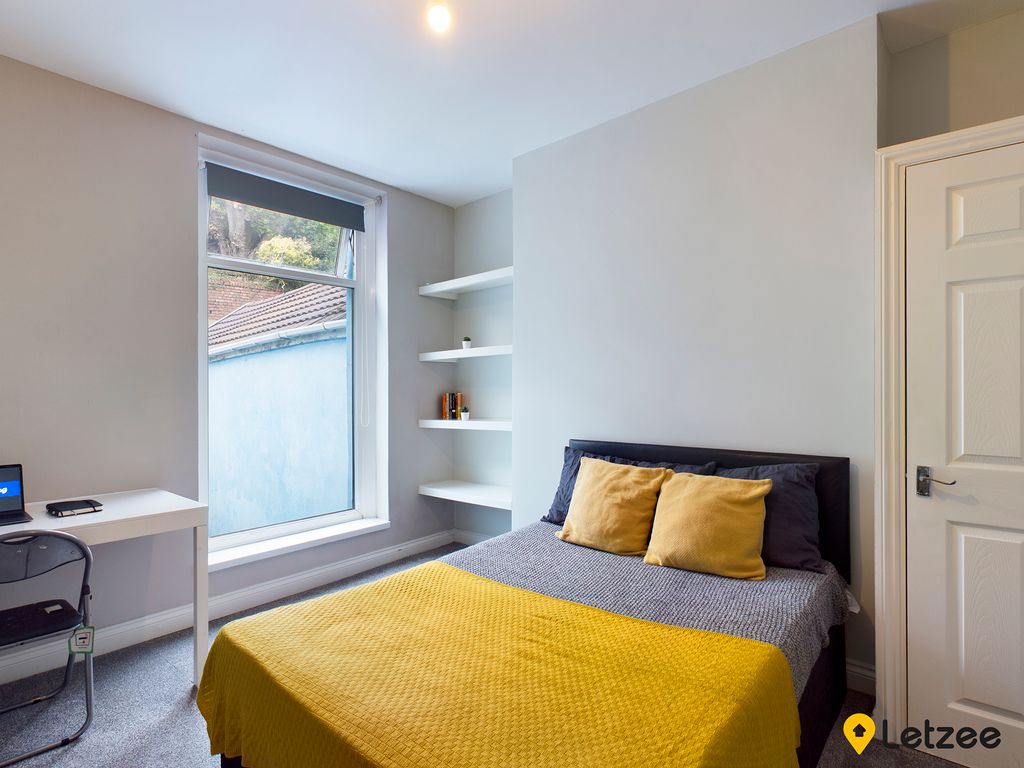 7 bed shared accommodation to rentKing Edward's Road, Swansea SA1 photo 4