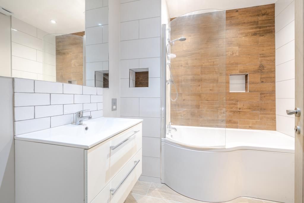 Additional image 14 of 2 bed flat to rentNewbury, Berkshire RG14