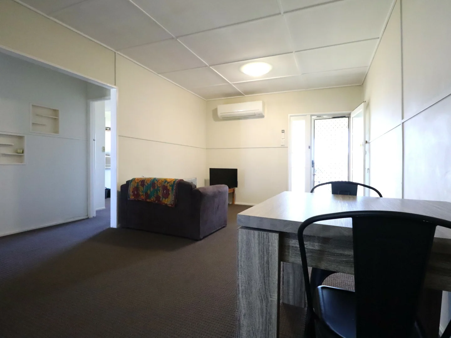 Additional image 6 of 1 & 2 / 18 Saunders Street, Roma QLD 4455