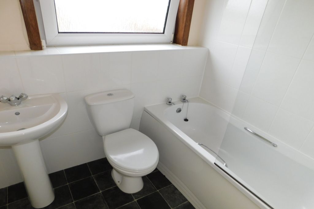 Additional image 6 of 2 bed flat to rentKildare Drive, Lanark ML11