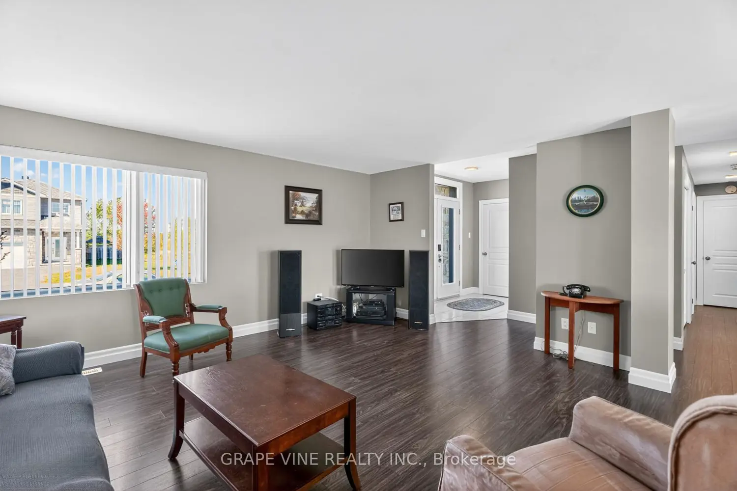 Additional image 9 of 18 Calco Crescent