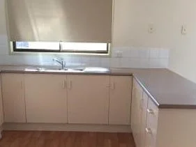 Additional image 3 of 8 Finniss Street, Roxby Downs SA 5725