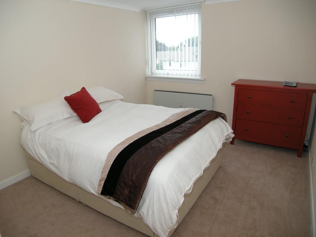 Additional image 7 of 2 bed flat to rentCastleton Drive, Newton Mearns G77