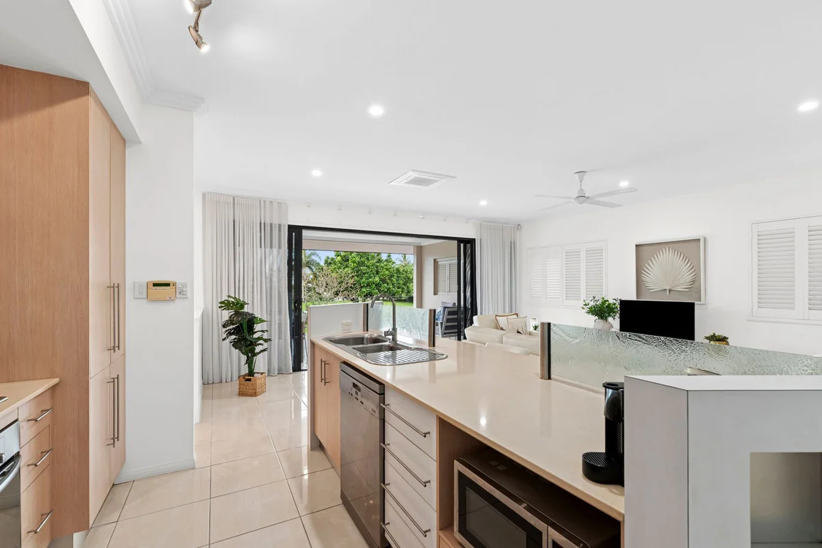 Additional image 3 of 203 Esplanade, Cairns North QLD 4870