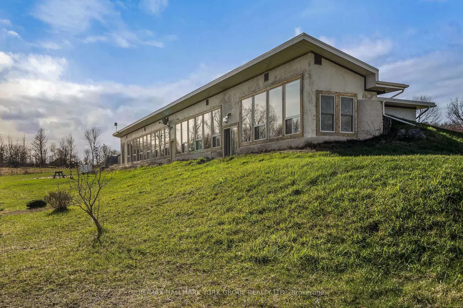 Additional image 2 of 1375 Queensborough Road