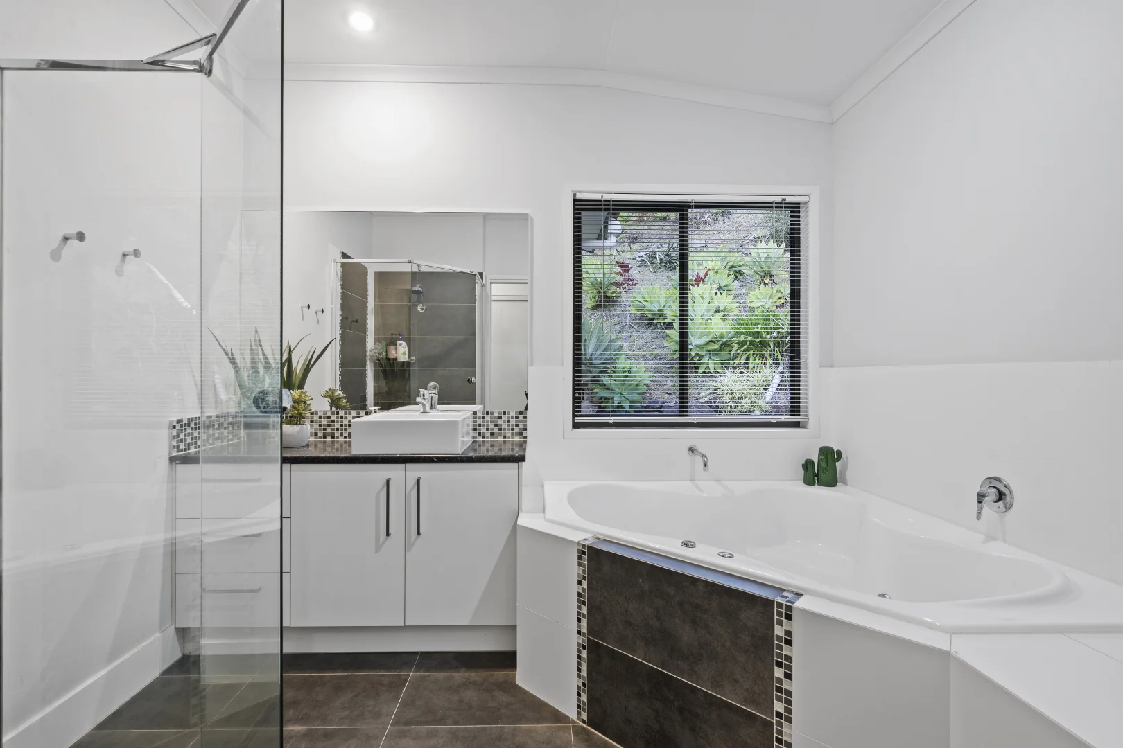 Additional image 17 of 44 Solomon Lane, Wongawallan QLD 4210