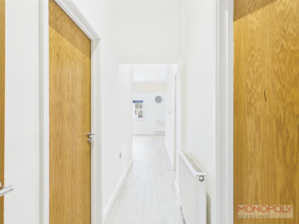 Additional image 4 of 2 bed flat to rentTuttle Street, Wrexham LL13