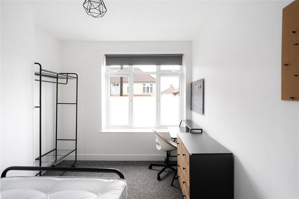 Additional image 22 of 6 bed terraced house to rentNinth Avenue, Filton, Bristol, Bristol BS7