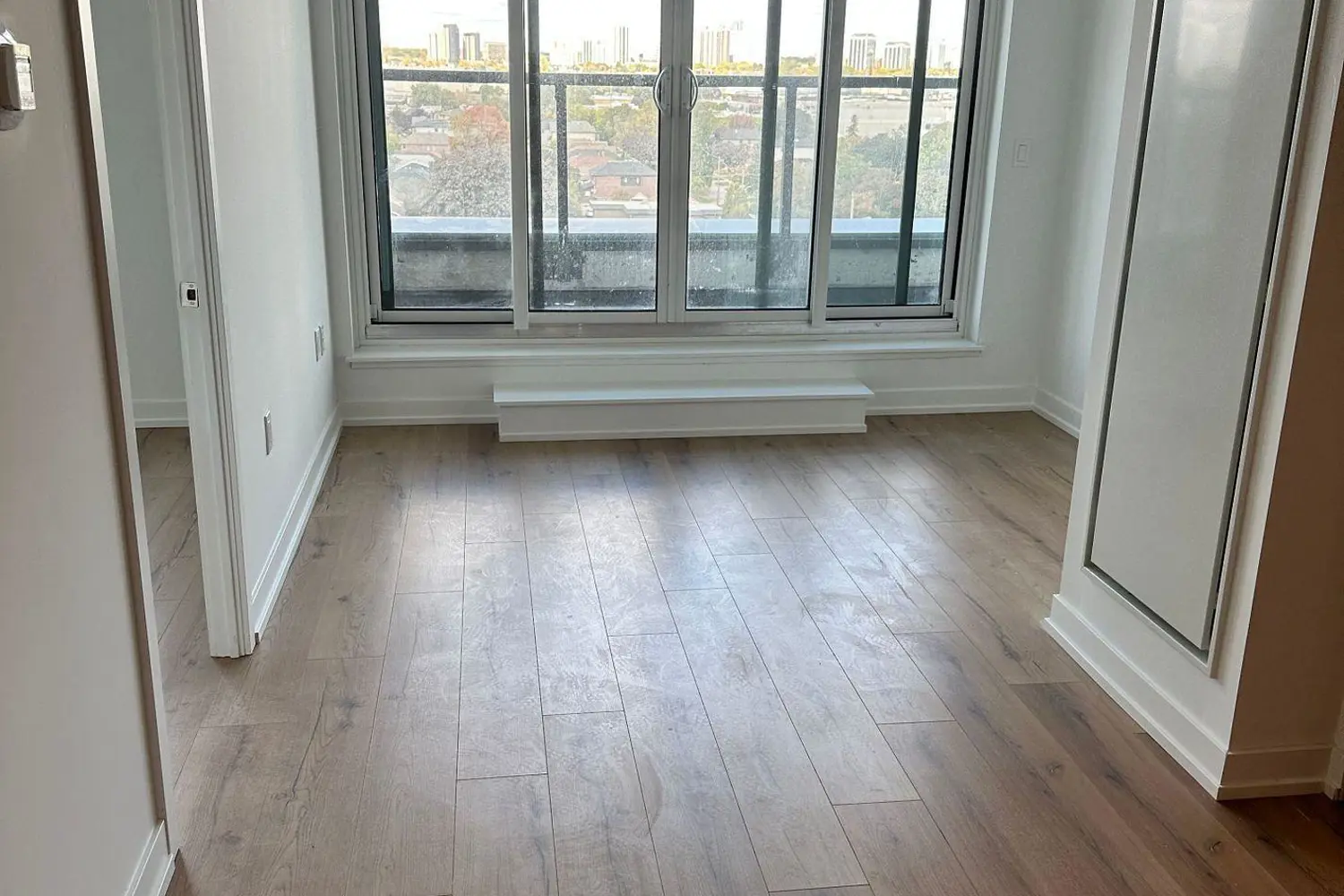 Additional image 15 of 1195 The Queens Way 903