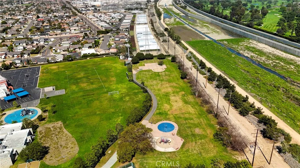 Additional image 96 of 19622 Canberra Ln, Huntington Beach, CA 92646