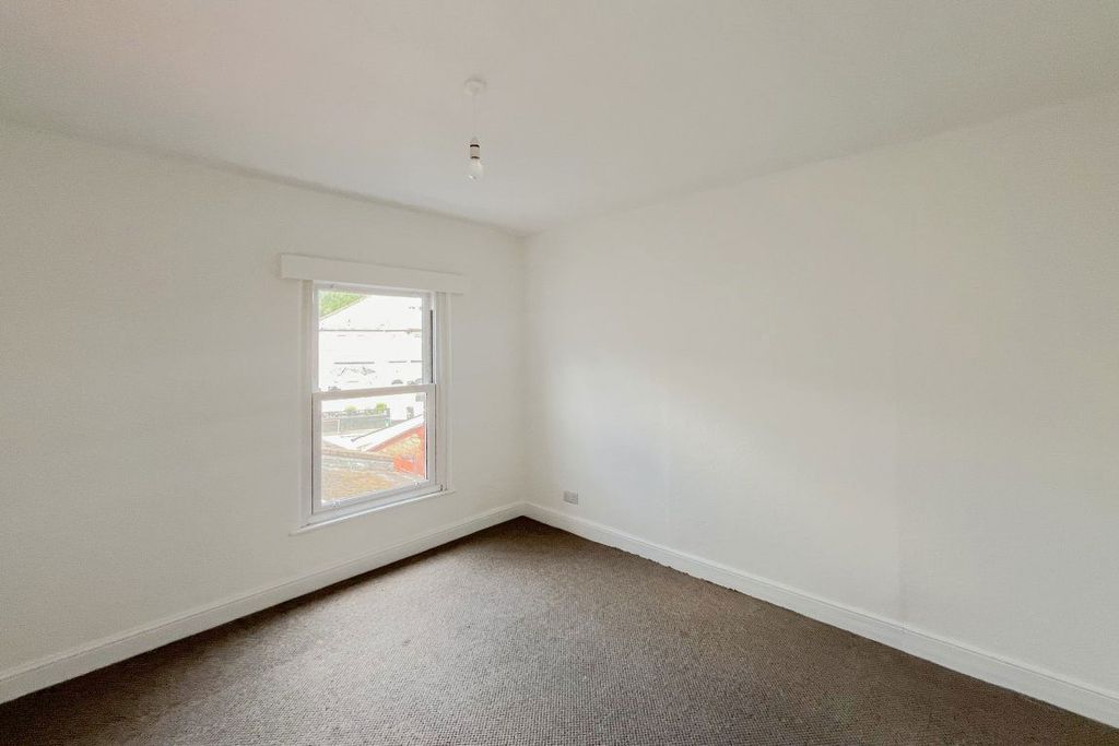 Additional image 7 of 1 bed flat to rentFlat C 7/11 Tredegar Street, Risca NP11