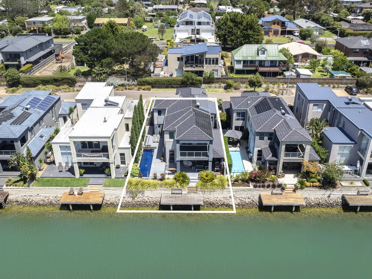 5 Clipper Quay, Safety Beach VIC 3936
