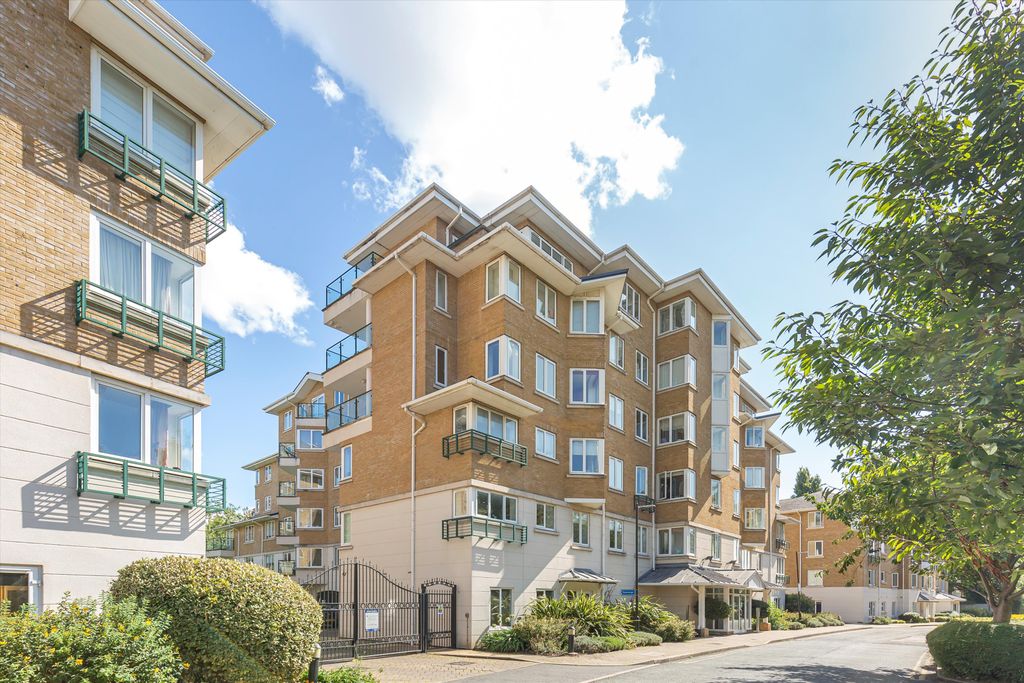 Additional image 17 of 3 bed flat to rentStrand Drive, Richmond TW9