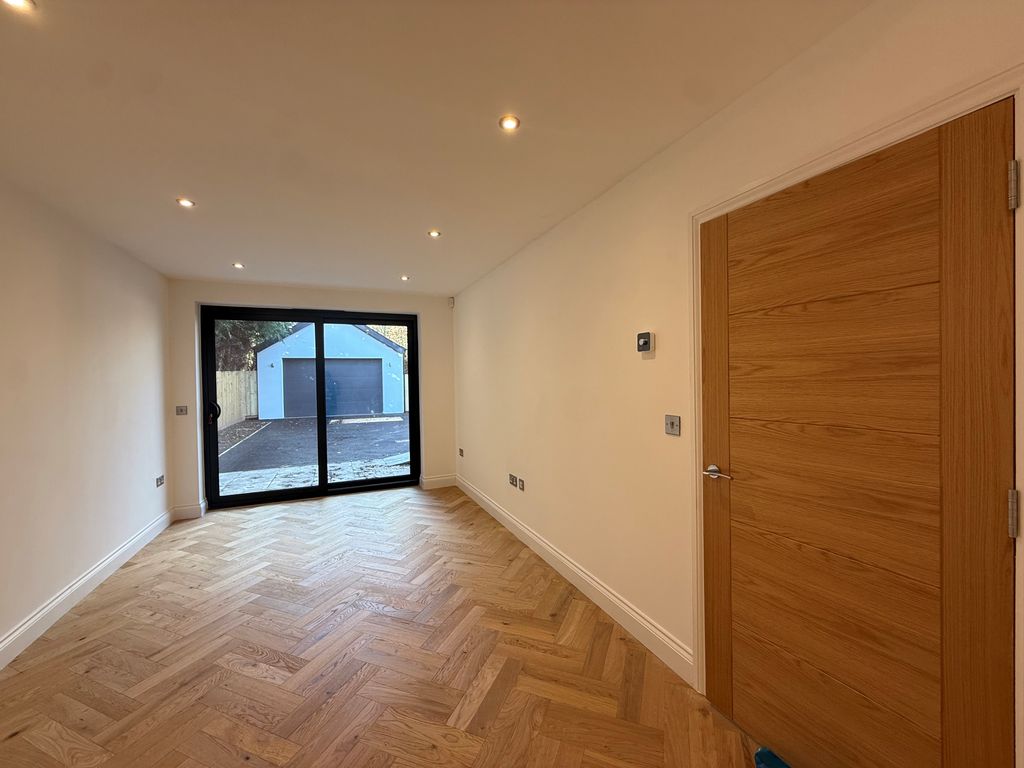 Additional image 12 of 5 bed detached house to rentOld Rydon Lane, Exeter EX2