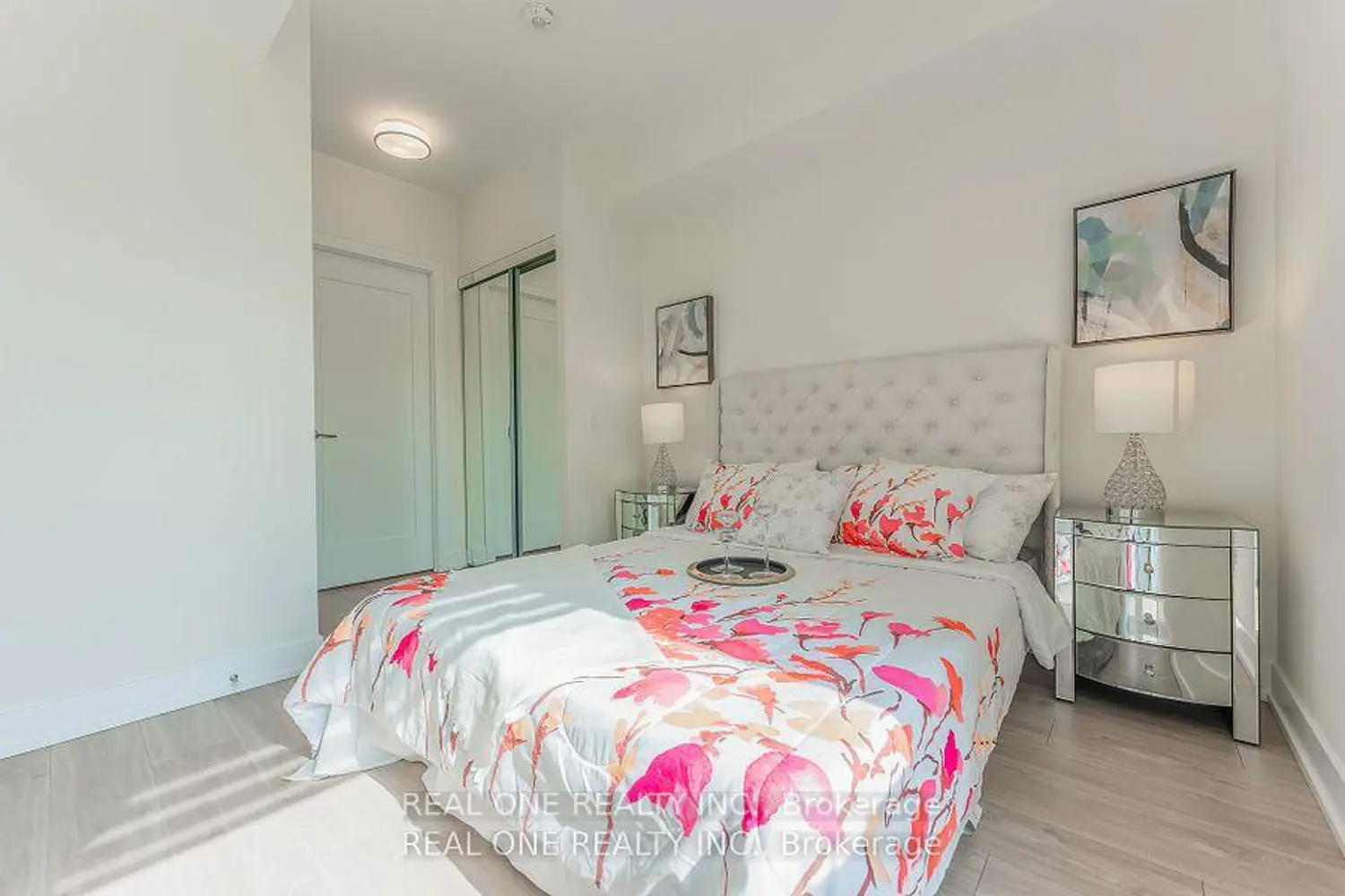 Additional image 9 of 80 Vanauley Street 303