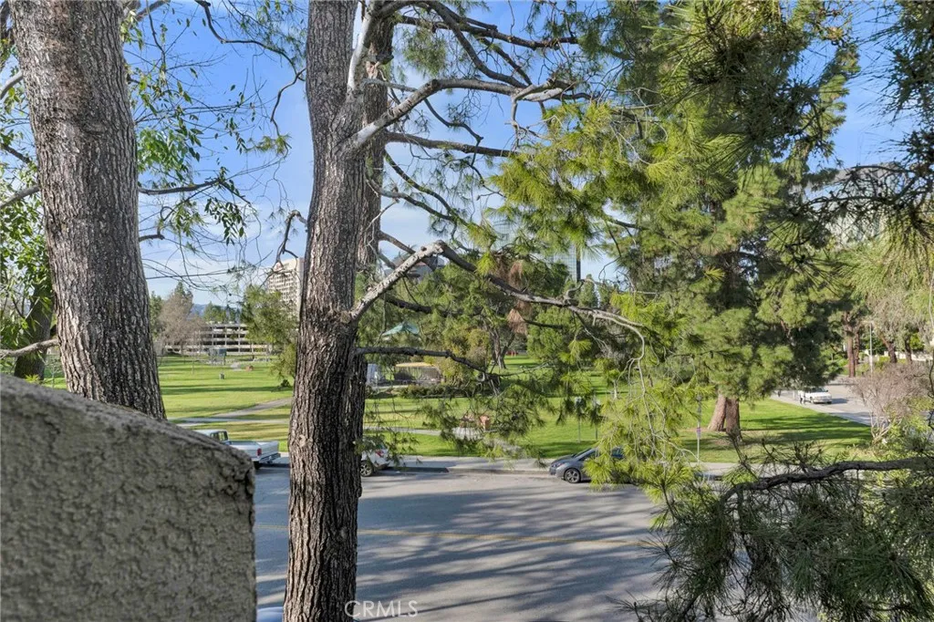 Additional image 82 of 5757 Owensmouth Avenue Unit 20, Woodland Hills, CA 91367