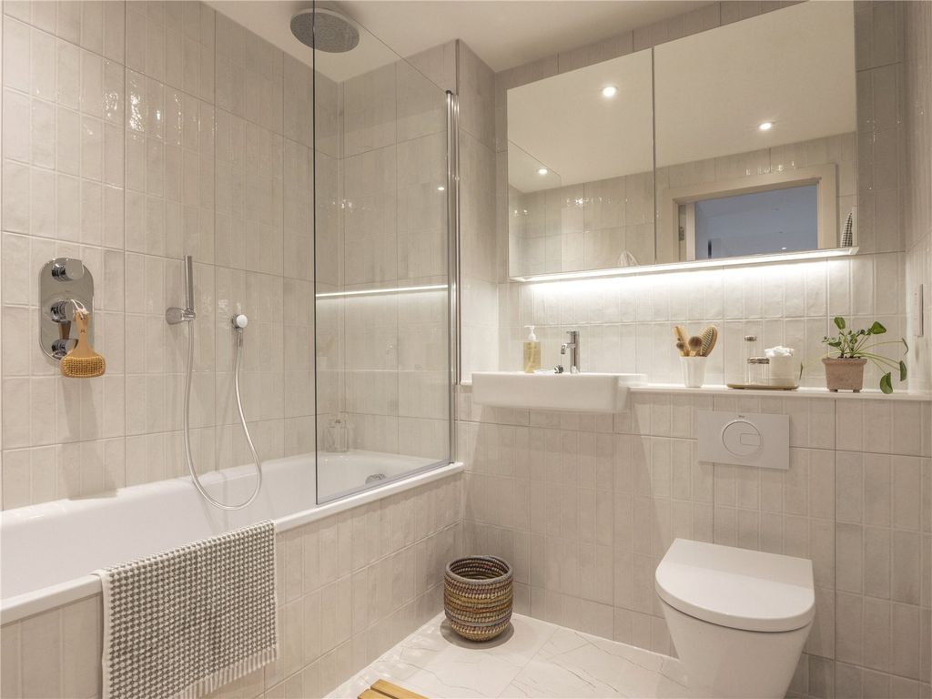 Additional image 5 of 3 bed flat to rentMilne Avenue, Eddington, Cambridge CB3