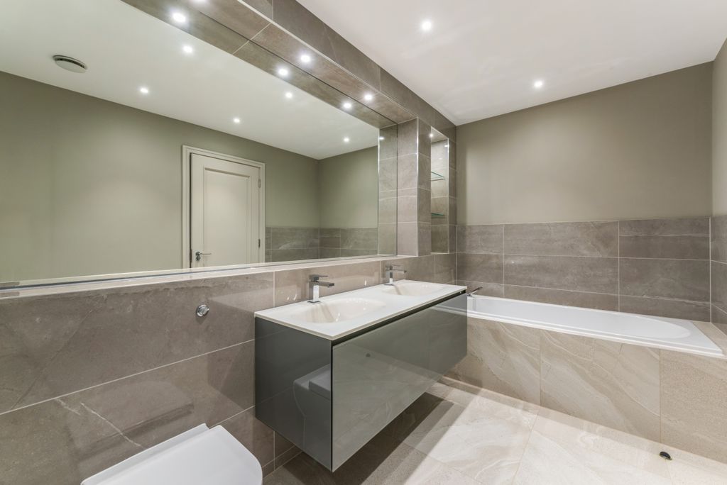 Additional image 9 of 2 bed flat to rentKingswood, Ascot SL5