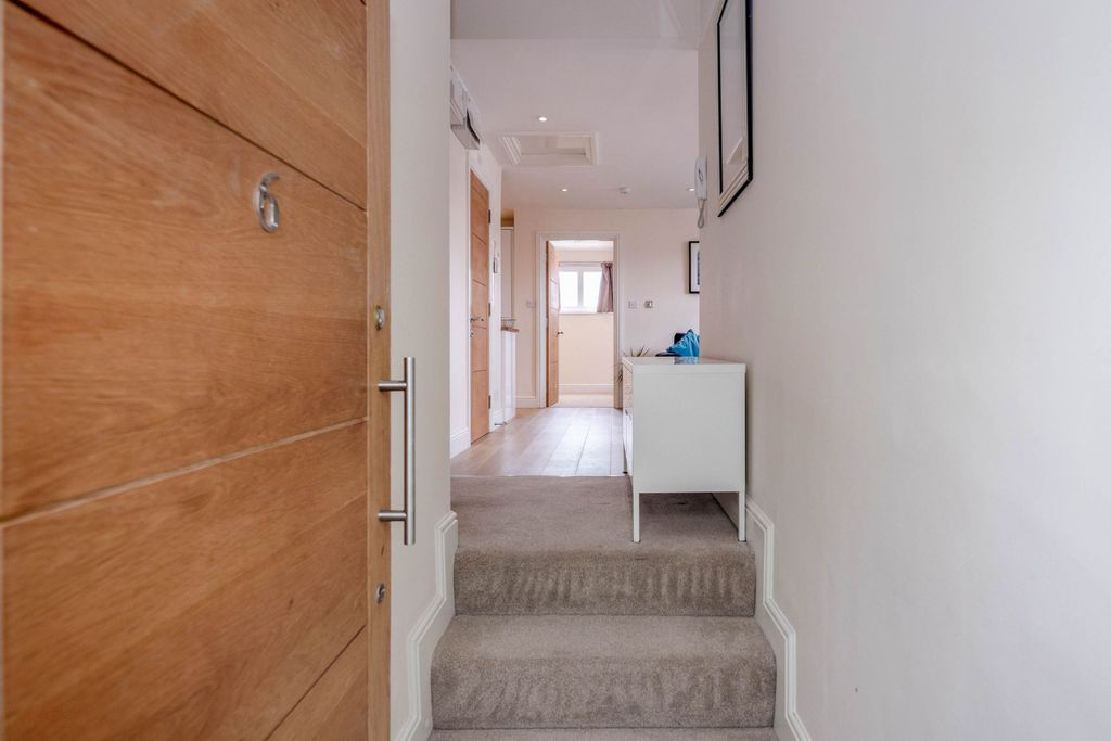 Additional image 21 of 1 bed flat to rentQueen Street, Maidenhead SL6