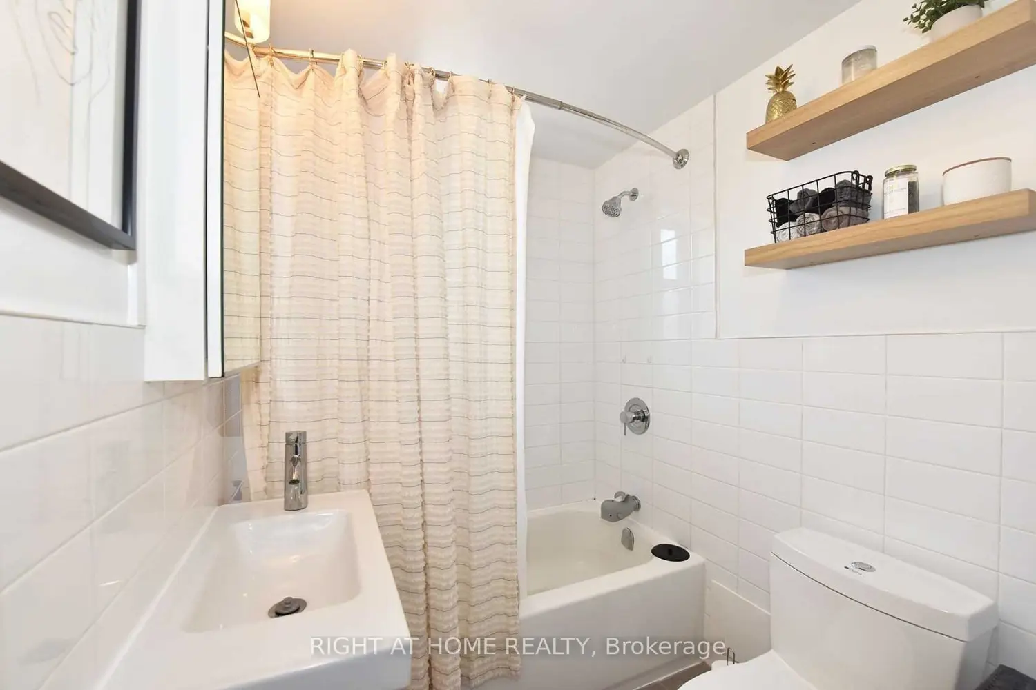 Additional image 8 of 121 Fourth Street