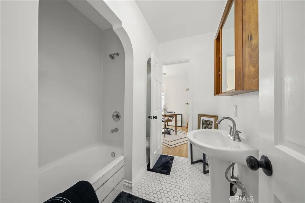 Additional image 43 of 496 E 53rd St, Long Beach, CA 90805