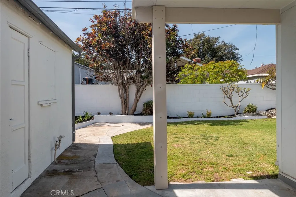 Additional image 93 of 6119 Blackthorne Avenue, Lakewood, CA 90712