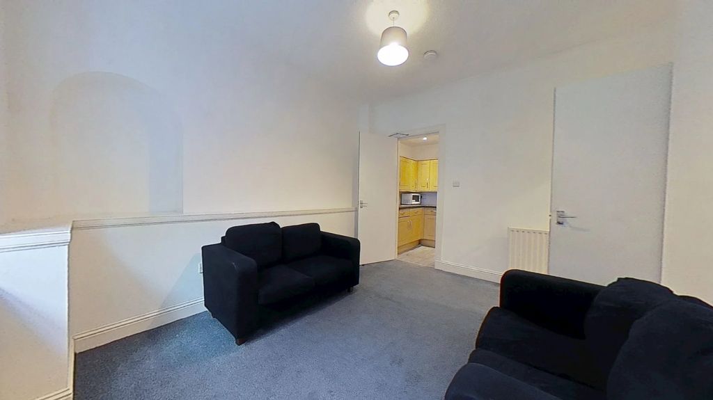 Additional image 4 of 3 bed flat to rentQueen Street, Stirling, Stirlingshire FK8